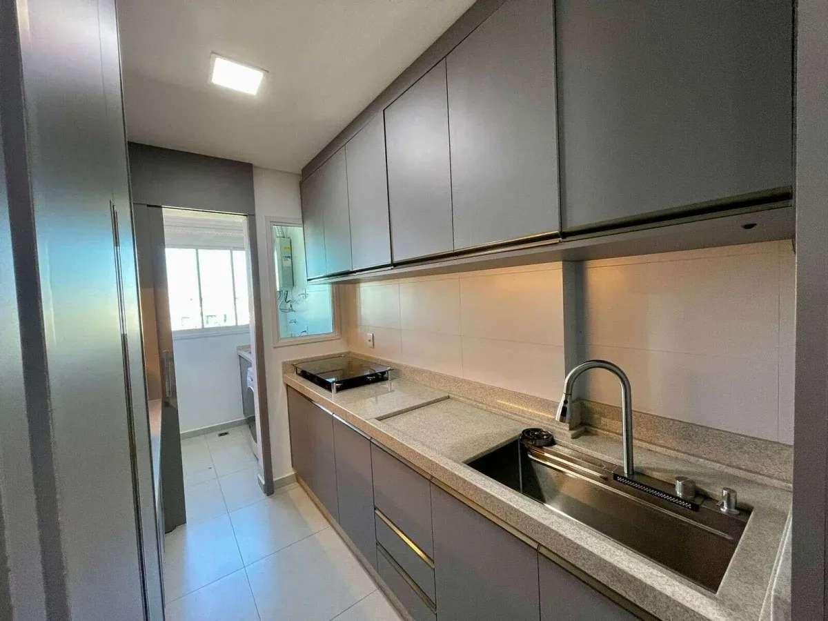 Apartamento de luxo à venda, com 3 quartos, 111,95m² - Claudia Meireles Creci-PR 54044 /      Adélio Meireles Creci-PR 36859