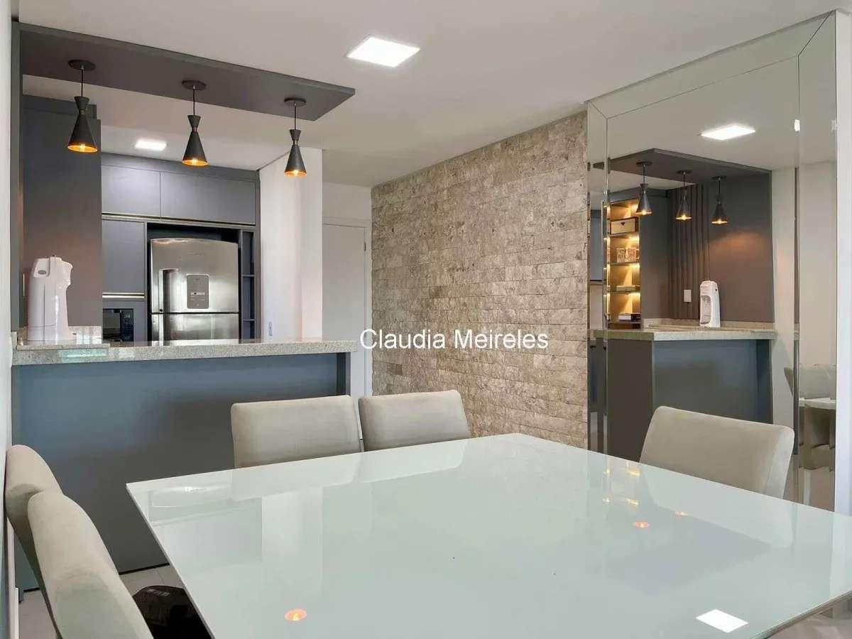 Apartamento de luxo à venda, com 3 quartos, 111,95m² - Claudia Meireles Creci-PR 54044 /      Adélio Meireles Creci-PR 36859