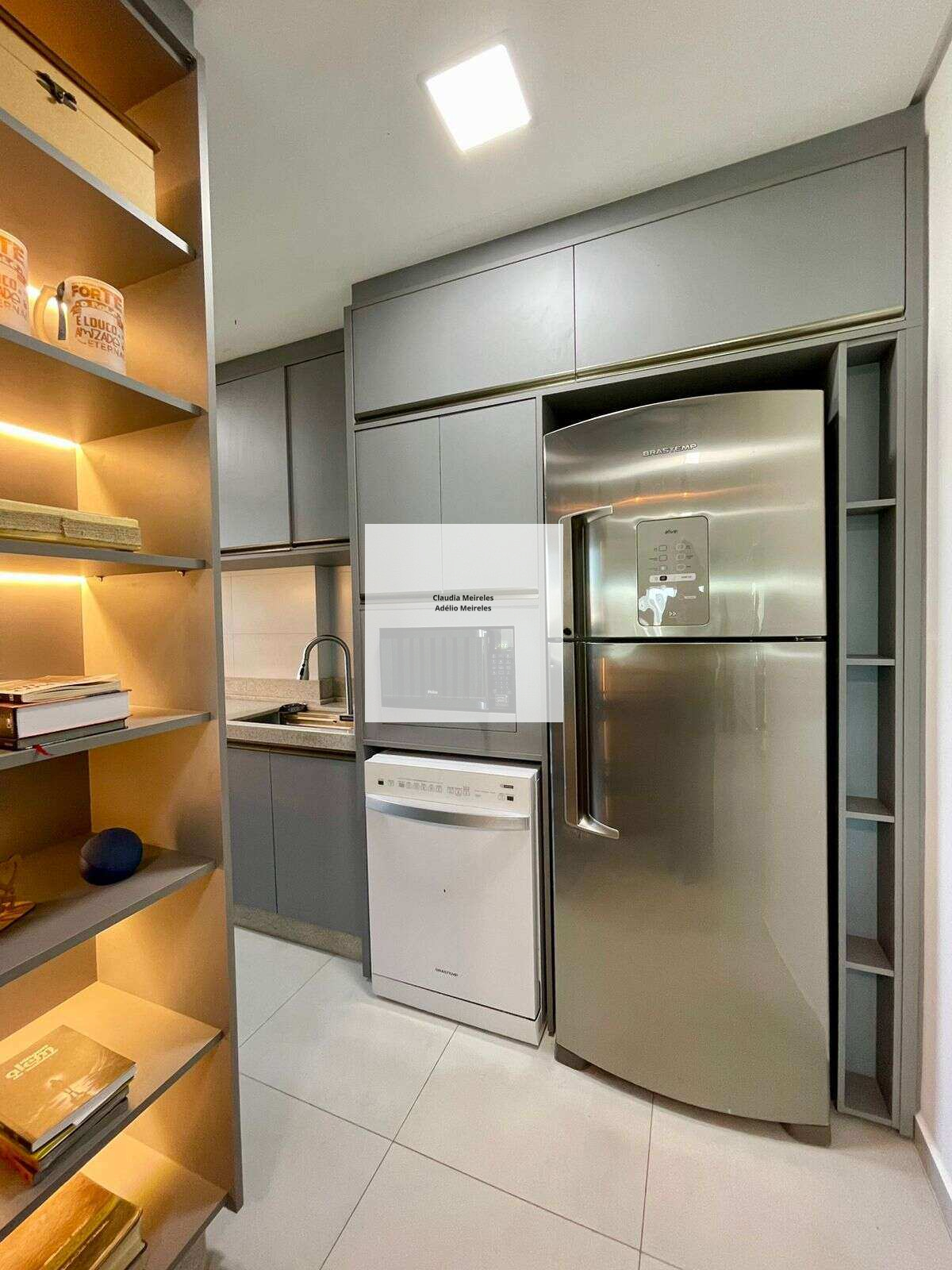 Apartamento de luxo à venda, com 3 quartos, 111,95m² - Claudia Meireles Creci-PR 54044 /      Adélio Meireles Creci-PR 36859